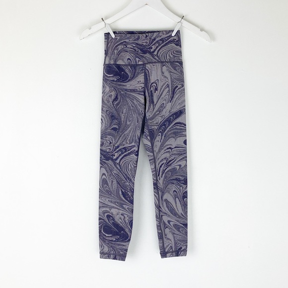 Athleta Women’s Size XS High Waist Marbled Gray Cropped Workout Legging - Picture 1 of 5